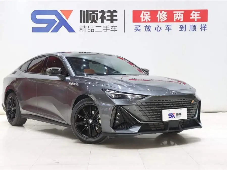 شانجان UNI-V 2022 1.5T إصدار الملاحة الذكية