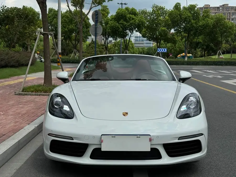 Porsche 718 2020 Model Boxster 2.0T