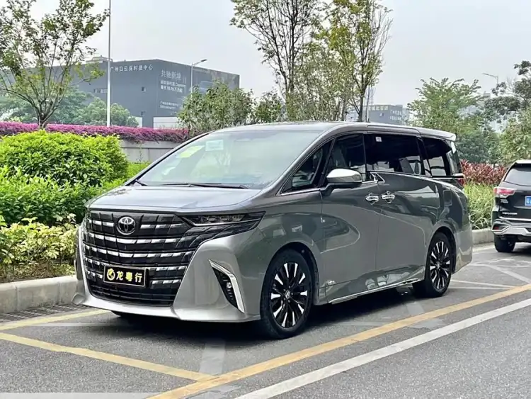 Alphard 2024 Dual Engine 2.5L Premium Edition