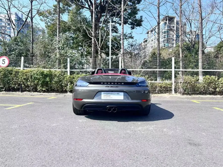 Porsche 718 2022 Boxster 2.0T