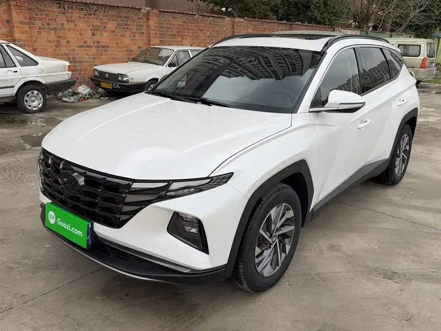 2023 هيونداي توكسون L 1.5T أوتوماتيكي دفع ثنائي GLX إلكت