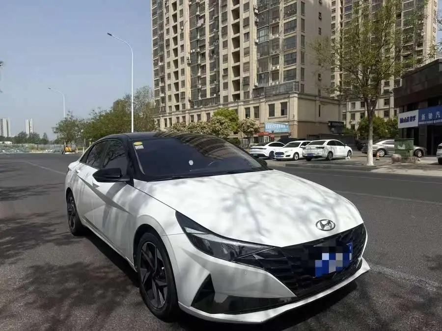 Elantra 2021 1.5L CVT LUX Premium