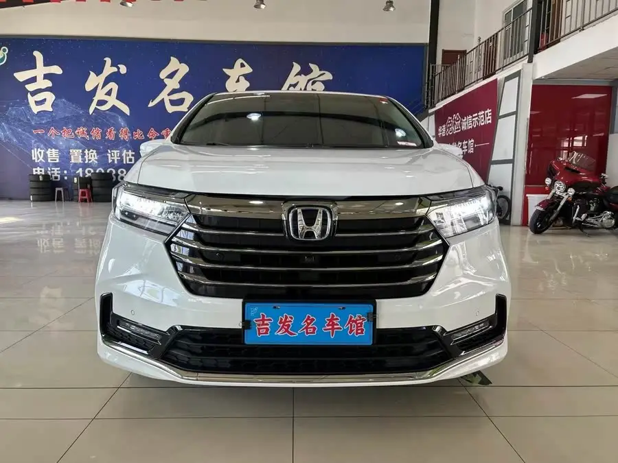2022 Honda Odyssey 2.0L e:HEV Sharp Supreme Edition