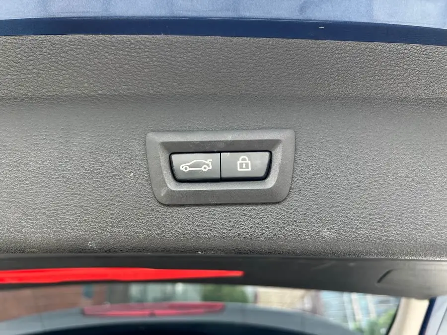 بي إم دبليو X1 2021 sDrive25Li الإصدار الرائد