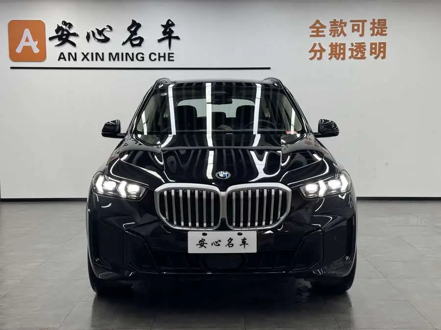 بي إم دبليو X5 2023 xDrive 30Li حزمة M الرياضية الليلية الحصرية