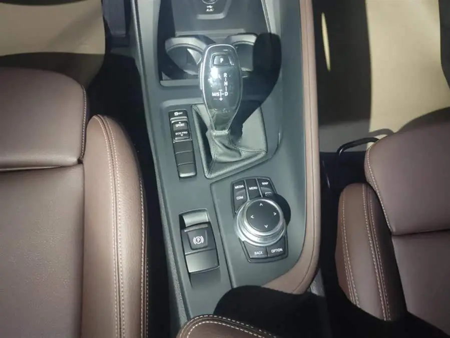 BMW X1 2022 sDrive20Li Fashion Edition