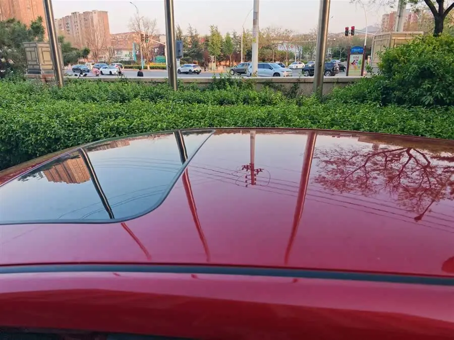 نيسان تييدا 2021 1.6 لتر CVT الإصدار الذكي