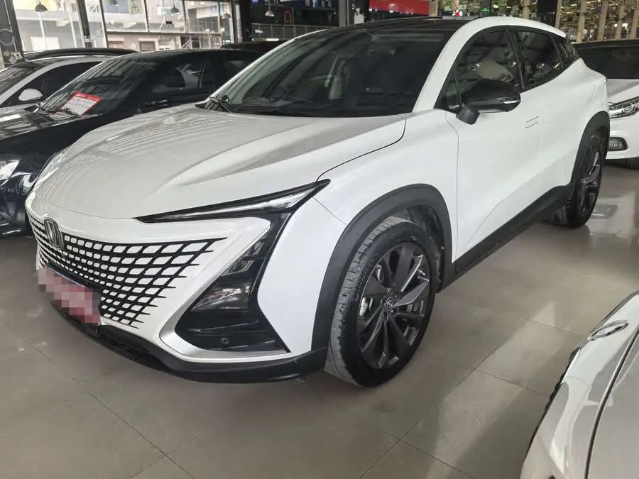 شانغهاي UNI-T 2020 1.5T المميزة