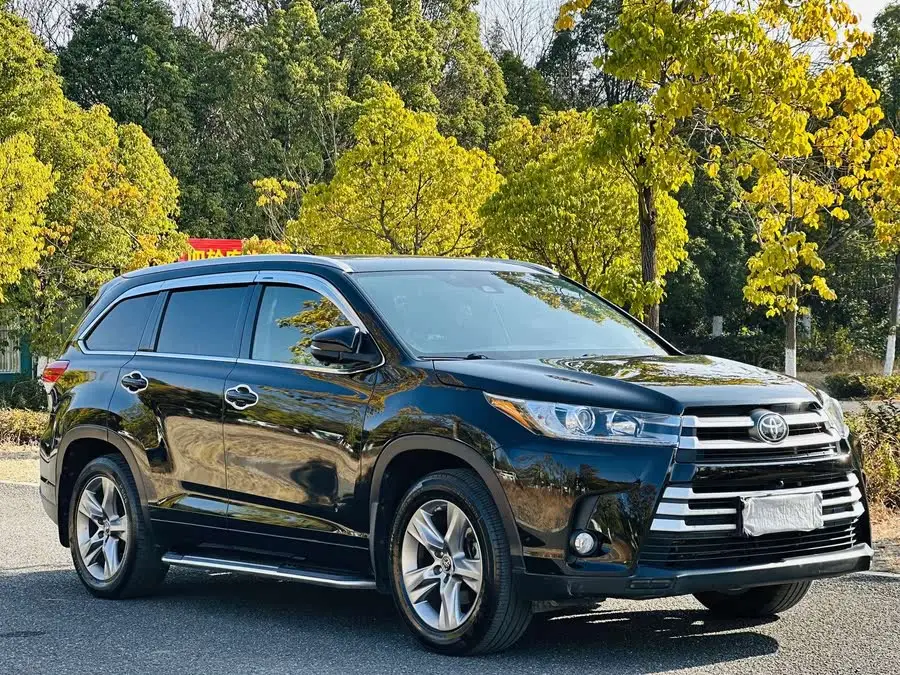 هايلاندر 2018 2.0T الفاخرة الدفع الرباعي 7 مقاعد مواصفات وطنية VI