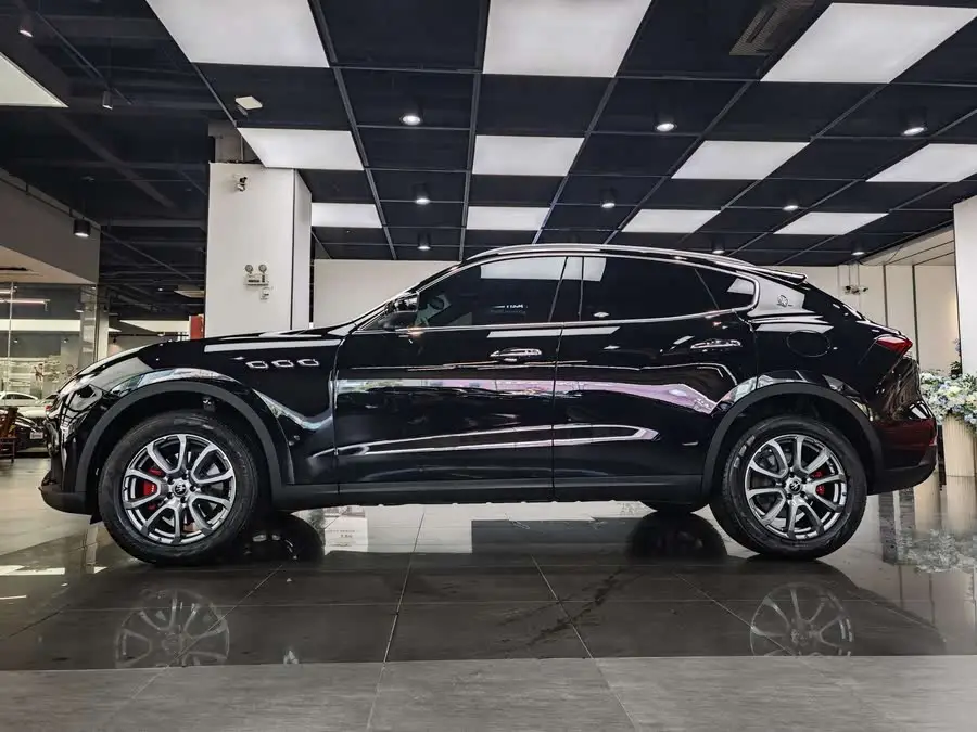 Levante 2021 3.0T Standard Edition