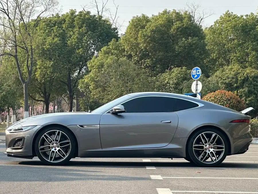 Jaguar F-TYPE 2021 P380 All-Wheel Drive R-Dynamic Coupe