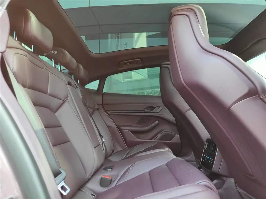 Taycan 2022 Model Update