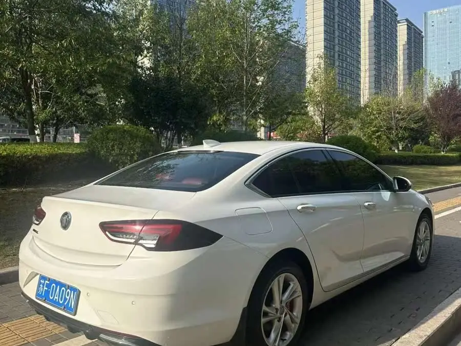 بيوك ريجال 2020 552T الفاخرة