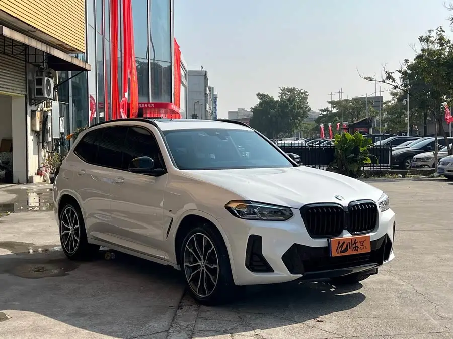 BMW X3 2023 xDrive30i Leading Model M Night Package