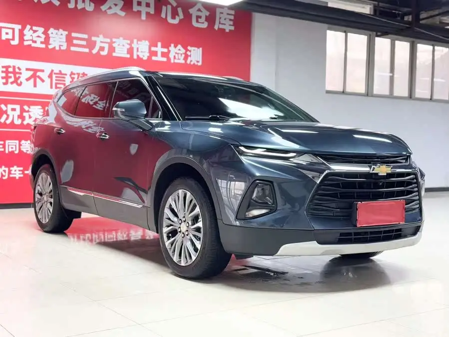 Pioneer 2022 Light Hybrid 650T Redline 7-Seater Thunder Edition