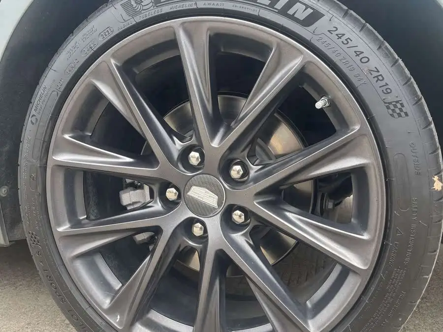 كاديلاك CT5 2024 28T بلاتينيوم