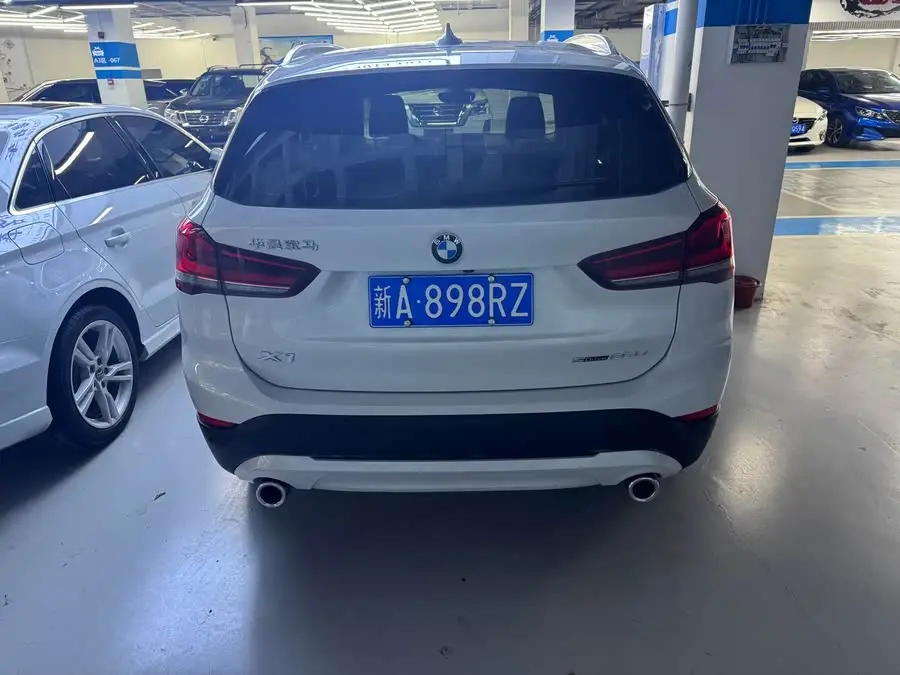 BMW X1 2022 sDrive25Li Leading Edition
