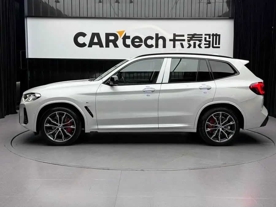 BMW X3 2023 xDrive30i Leading M Night Package