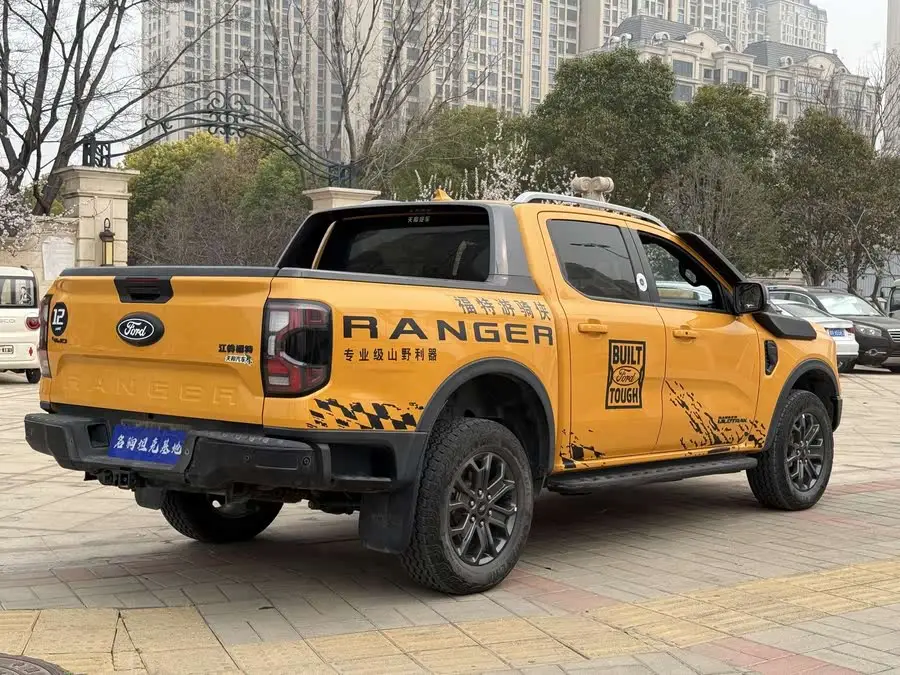 رانجر 2023 إصدار الدفع الرباعي الأوتوماتيكي للطرق الوعرة البنزين