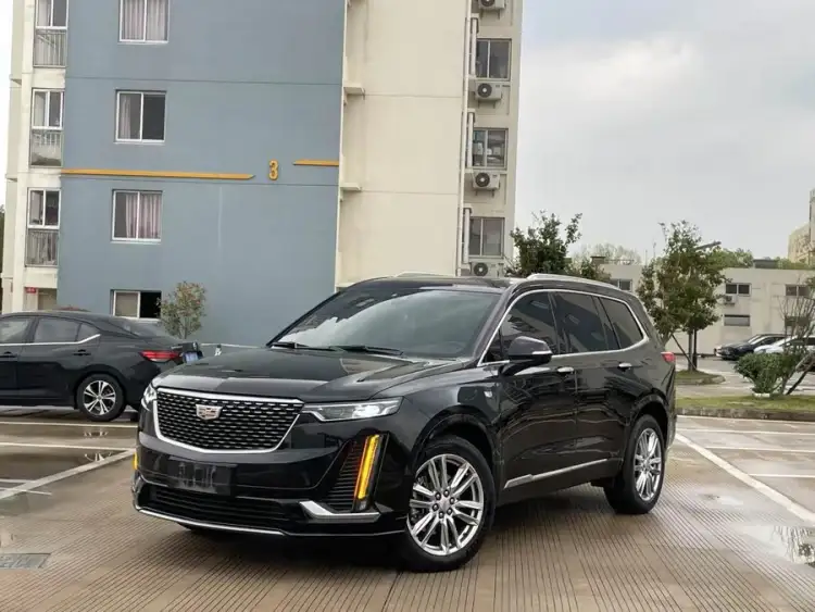 Cadillac XT6 2022 2.0T Luxury 7-seater AWD