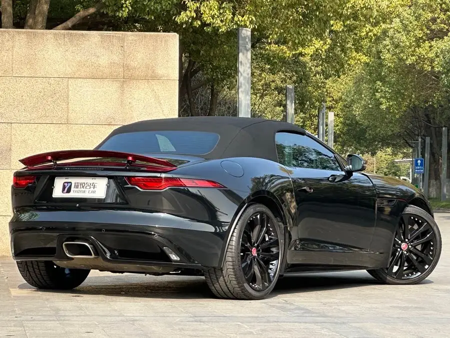 Jaguar F-TYPE 2023 P300 Convertible R-DYNAMIC BLACK