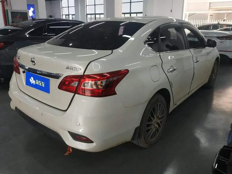 2021 نيسان سليفي كلاسيك 1.6XE CVT نسخة الراحة