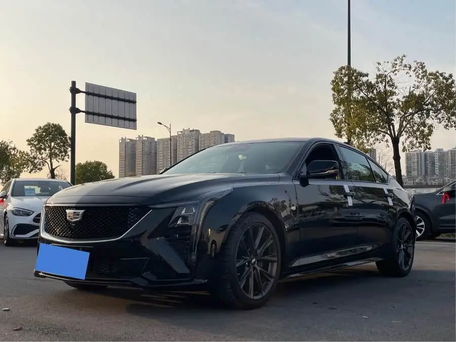 كاديلاك CT5 2024 28T بلاتينيوم