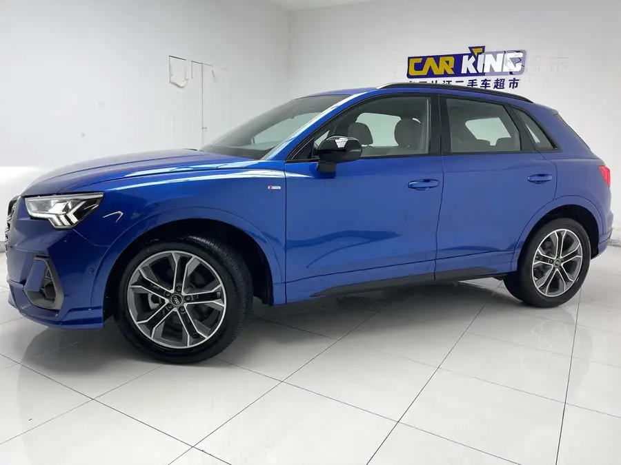 أودي Q3 2024 45 TFSI كواترو أنيقة ديناميكية