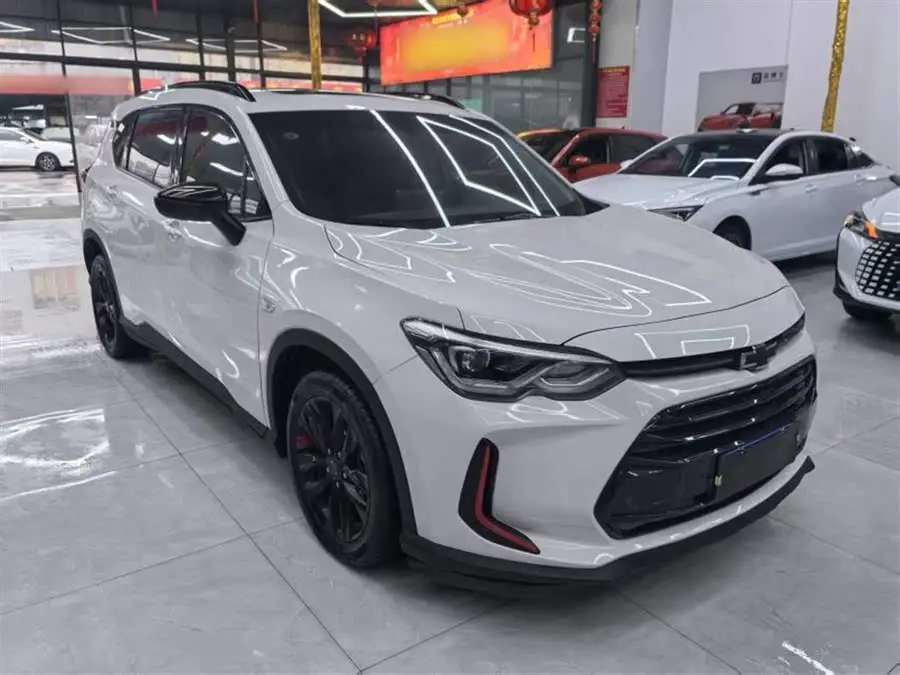 2020 Wuling Hongguang Plus Light Hybrid Redline 530T Automatic Enjoy Edition (5+2)