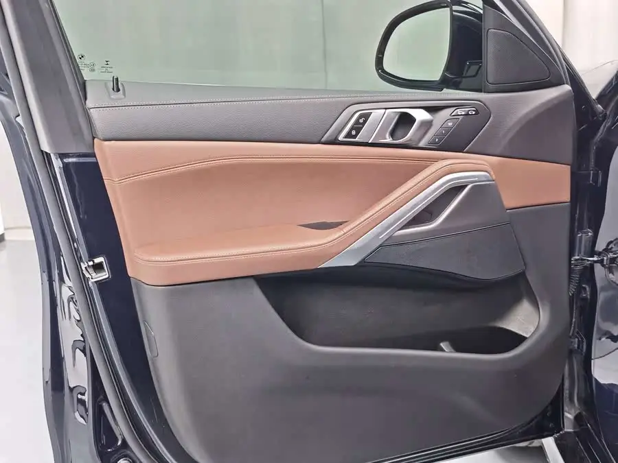 بي إم دبليو X6 طراز 2021 xDrive30i حزمة M الرياضية