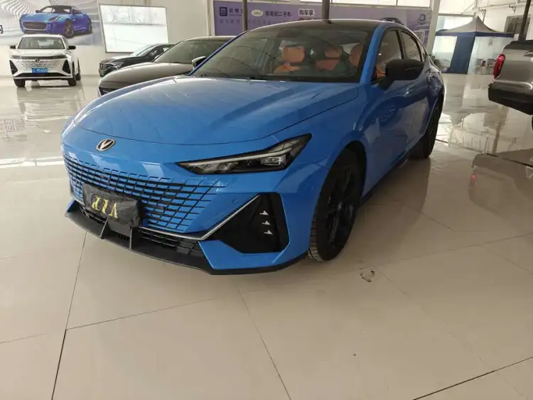 Changan UNI-V 2023 1.5T Premium