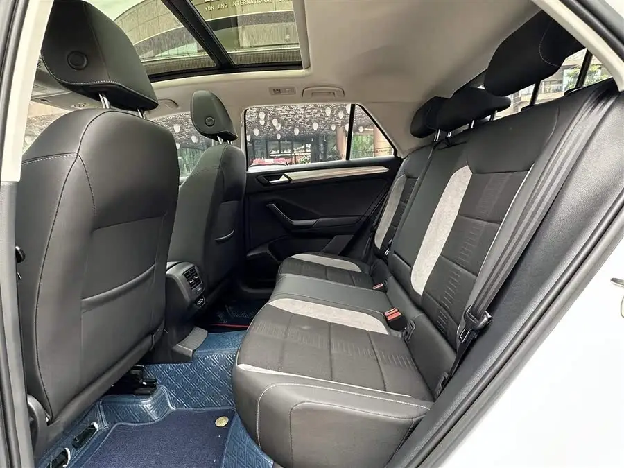 T-ROC 2022 280 TSI DSG Two-Wheel Drive Elite PLUS