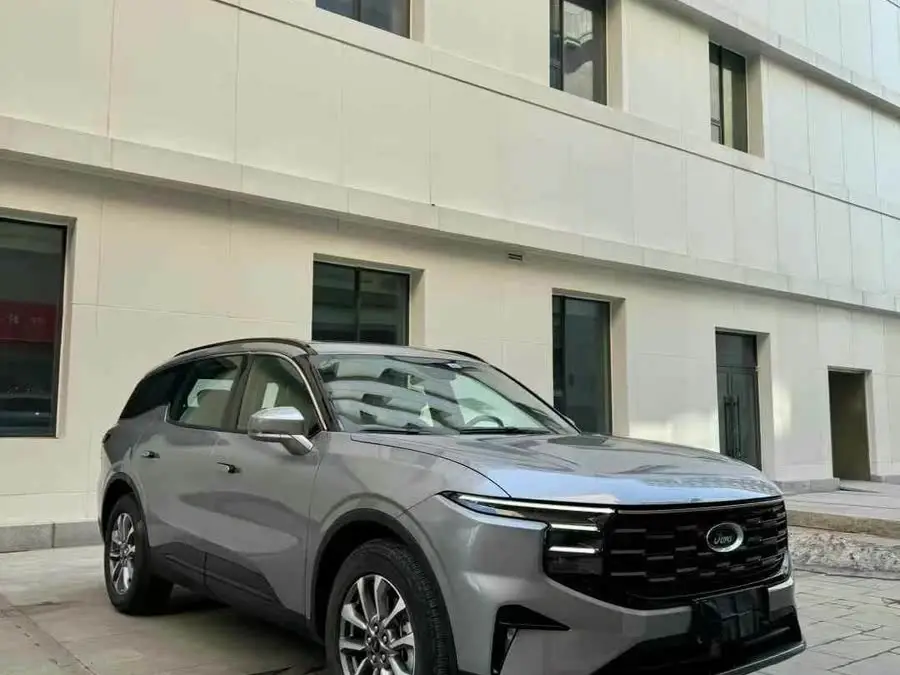 2023 Ford Edge Edge L 2.0T EcoBoost E Hybrid Two-Wheel Drive Seven-Seater Luxury