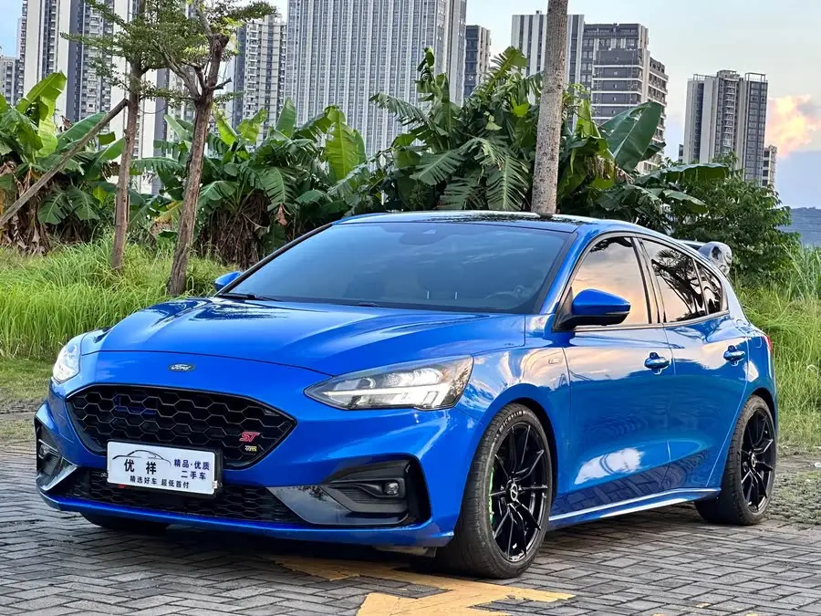 2021 فورد فوكس 2.0 لتر إيكوبوست 180 أوتوماتيكي ST لاين