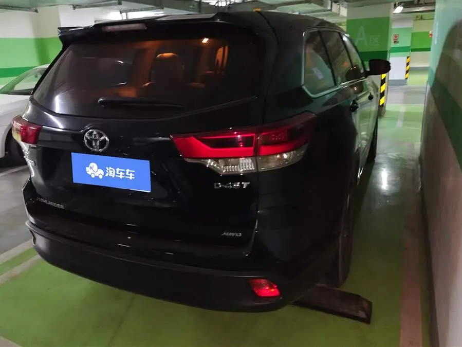 هايلاندر 2018 2.0T دفع رباعي نسخة النخبة 7 مقاعد المستوى السادس