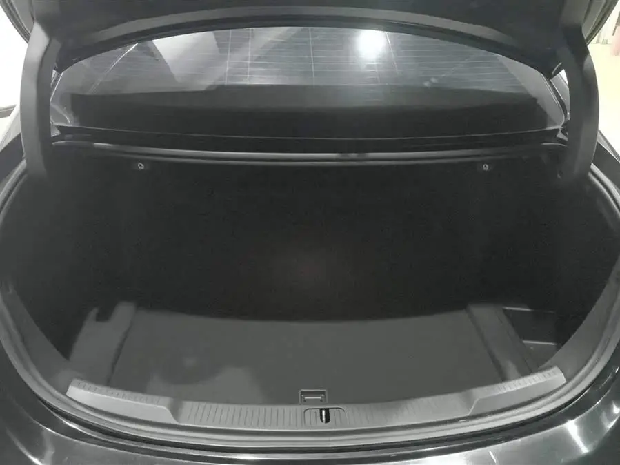 بيوك لاكروس 2020 652T الفاخرة