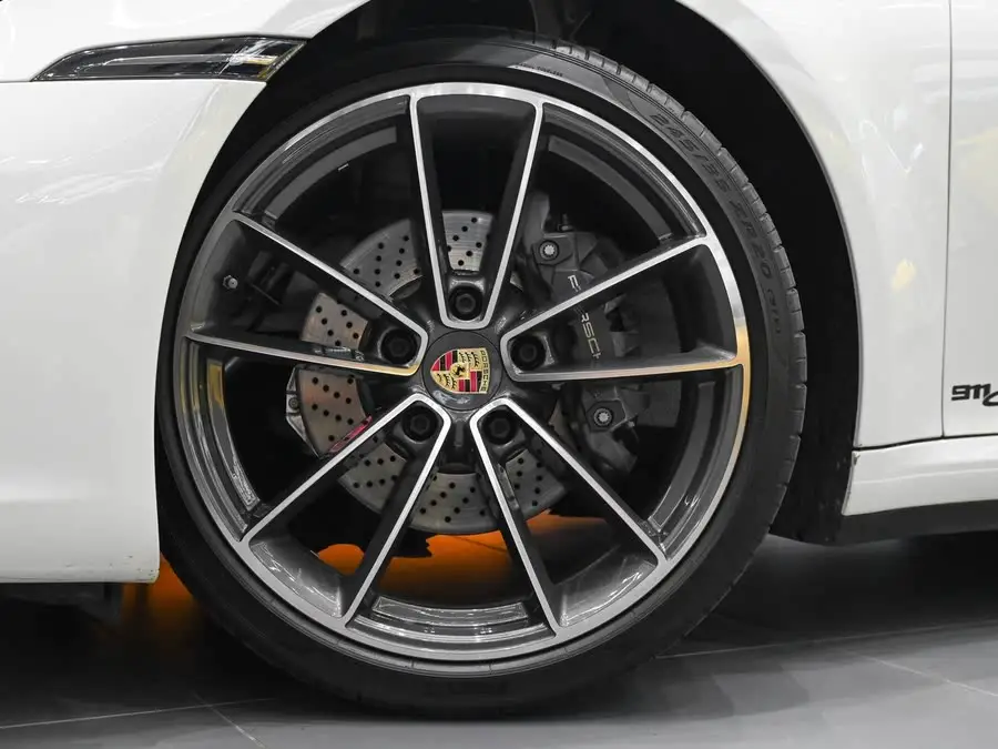 Porsche 911 2020 Carrera 3.0T