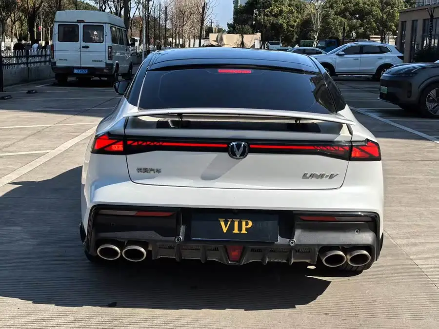 Changan UNI-V 2023 1.5T Sport Edition