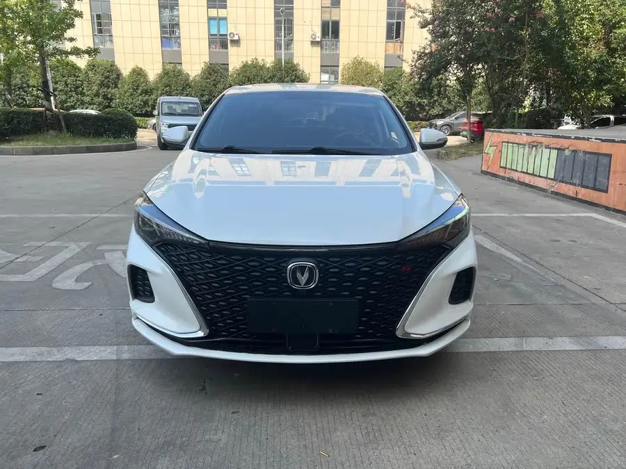 ييدونغ 2021 بلس بلو ويل NE 1.4T GDI DCT النسخة الفاخرة