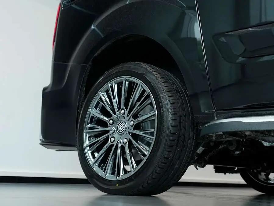 Tourneo 2024 2.0T Automatic Prestige Plus