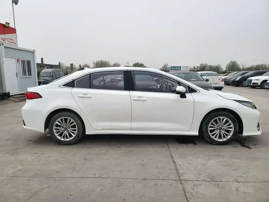 أسد آسيا 2021 2.0 لتر الفاخرة