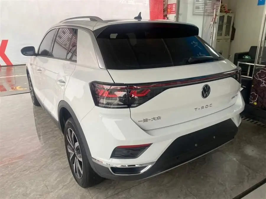 ت-روك 2023 موديل 280TSI DSG دفع ثنائي إصدار الزمن