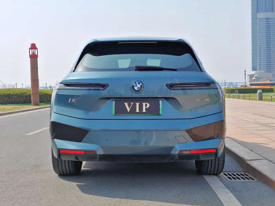 BMW iX 2022 xDrive40