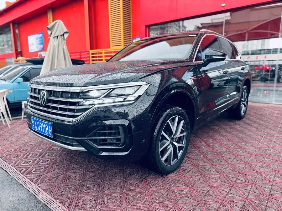 Touareg 2023 3.0 TSI R-Line Classic Sports Package