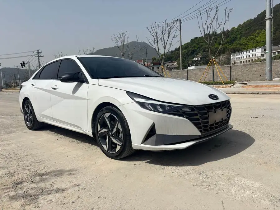 إلنترا 2022 1.5 لتر CVT GLX النخبة