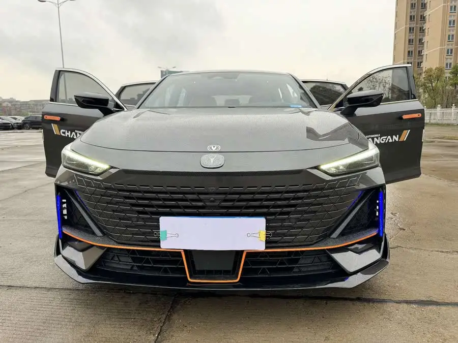 شانجان UNI-V 2023 1.5T نسخة رياضية