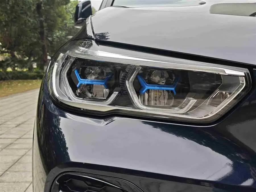 BMW X5 2022 xDrive 30Li Exclusive M Sport Package