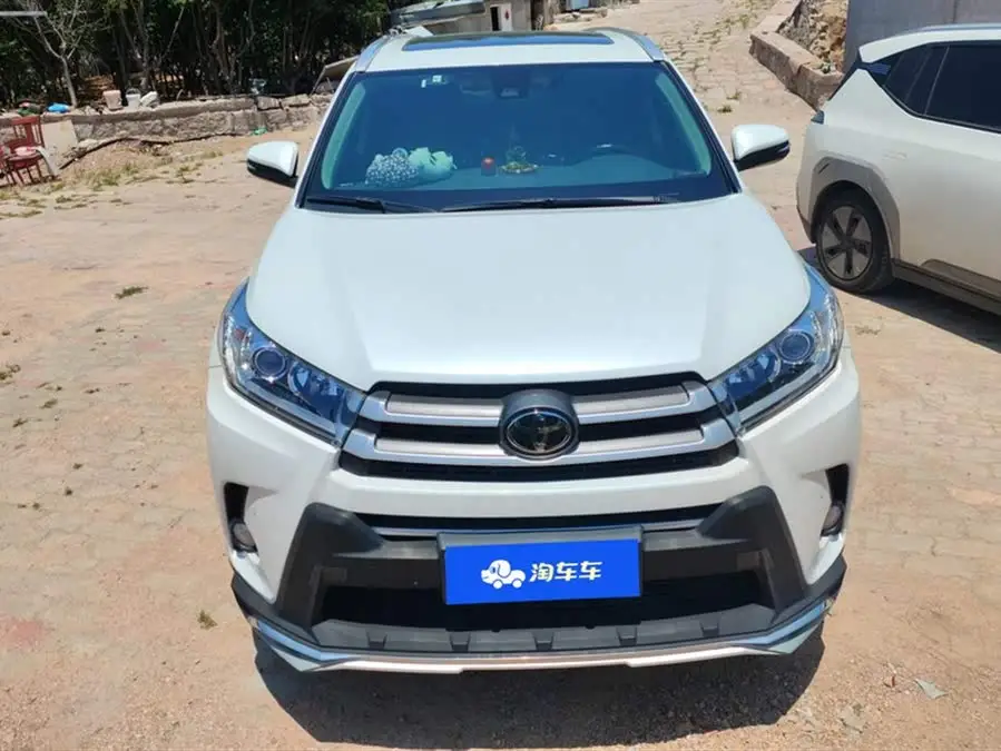 هايلاندر 2021 طراز 2.0T دفع رباعي إصدار فاخرة 7 مقاعد