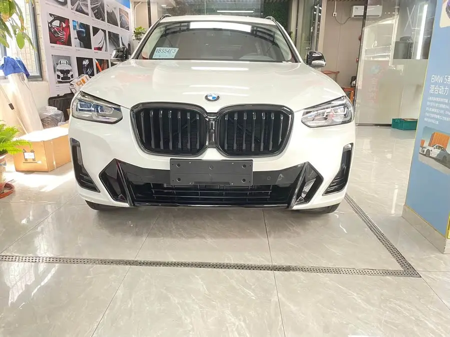 BMW X3 2023 xDrive30i Leading Edition M Night Package