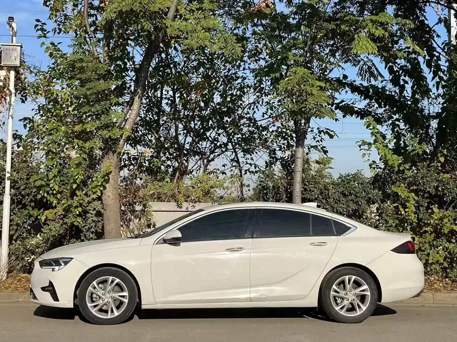 بيوك ريجال 2020 552T الفاخرة